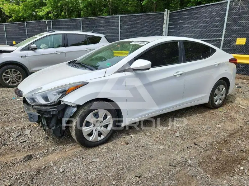 2016 Hyundai Elantra фото