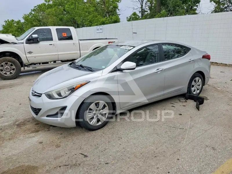 2016 Hyundai Elantra фото