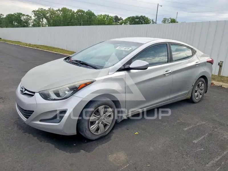 2016 Hyundai Elantra фото