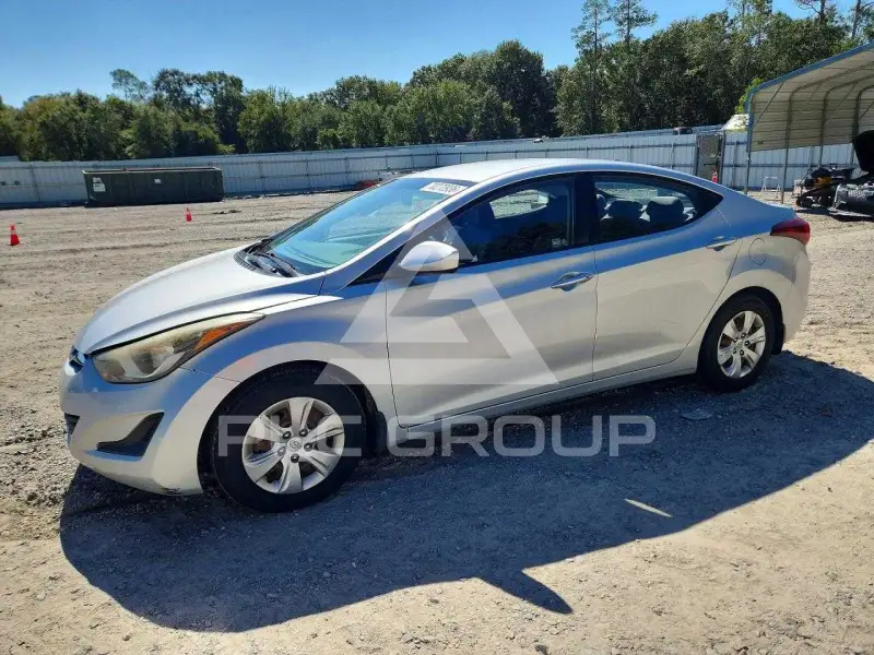 2016 Hyundai Elantra фото
