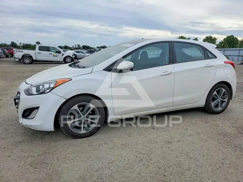 2016 Hyundai Elantra photo