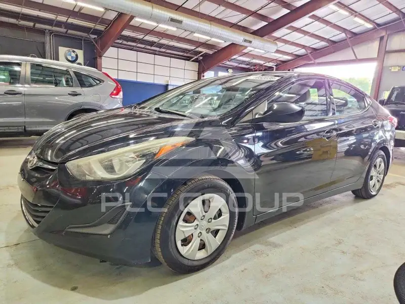 2016 Hyundai Elantra photo