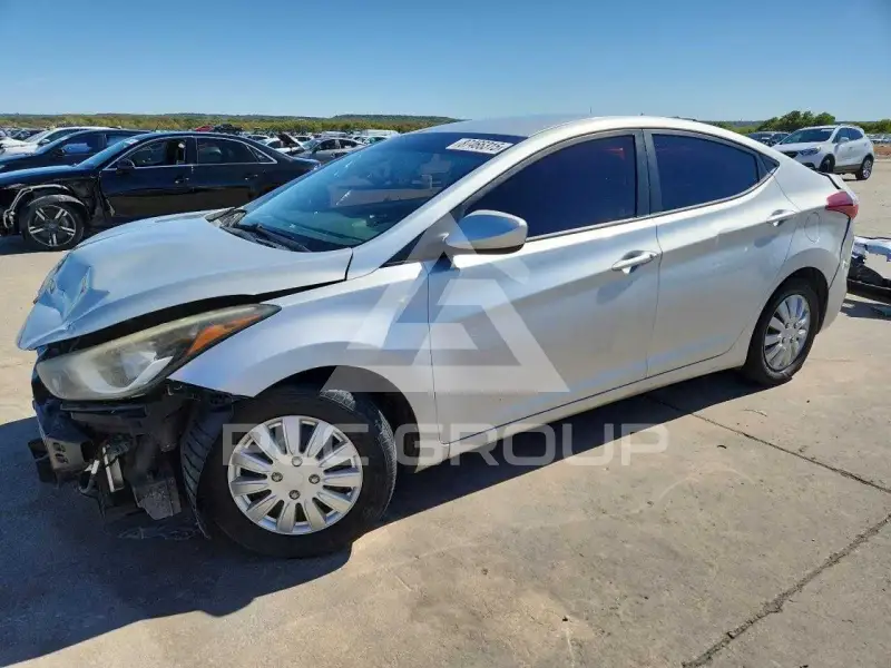 2016 Hyundai Elantra photo