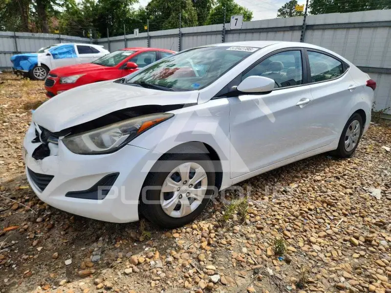 2016 Hyundai Elantra photo