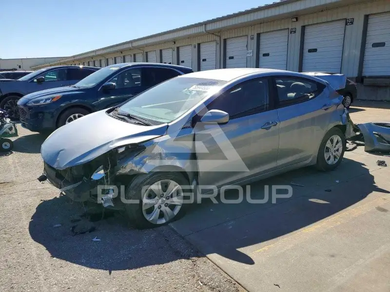 2016 Hyundai Elantra фото