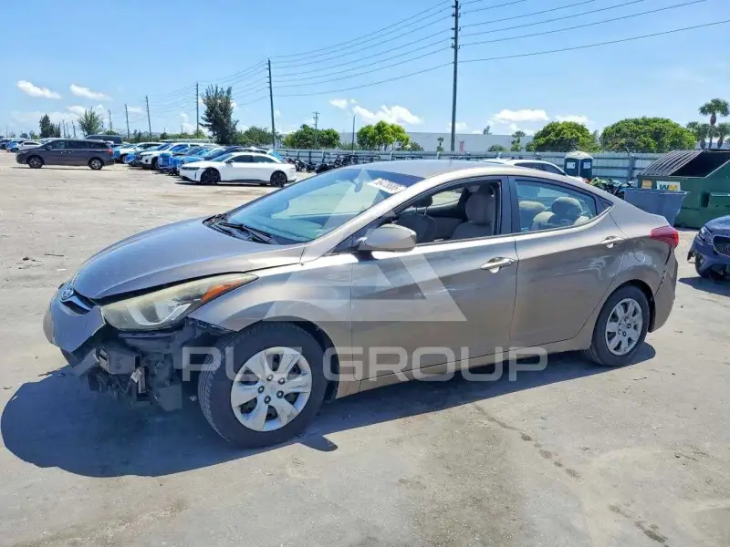 2016 Hyundai Elantra photo