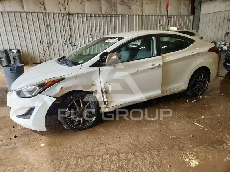 2016 Hyundai Elantra фото
