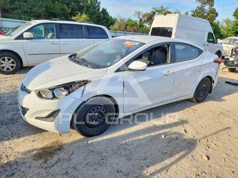 2016 Hyundai Elantra photo