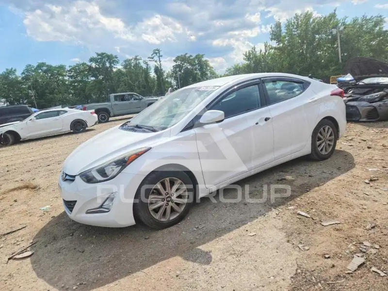 2016 Hyundai Elantra photo