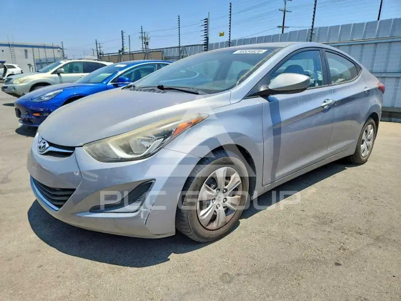 2016 Hyundai Elantra фото