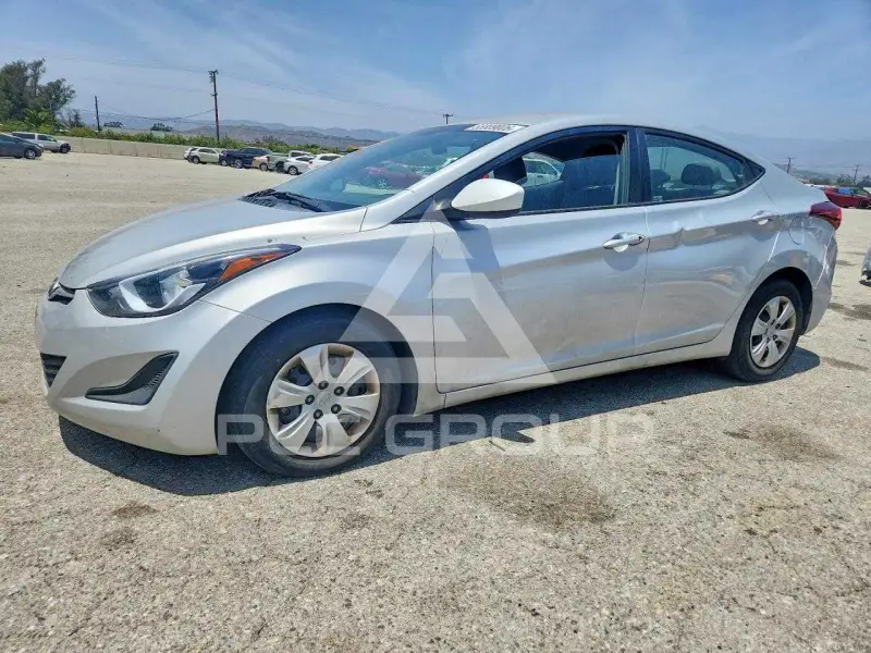 2016 Hyundai Elantra фото