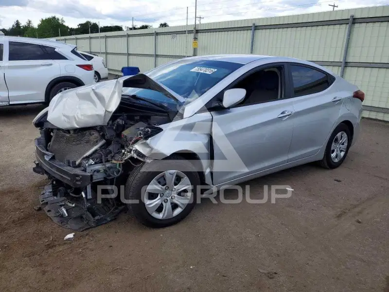 2016 Hyundai Elantra photo