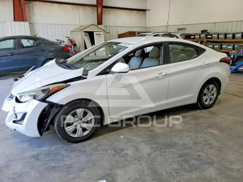2016 Hyundai Elantra фото