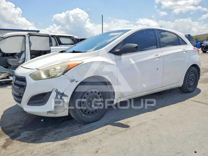 2016 Hyundai Elantra фото