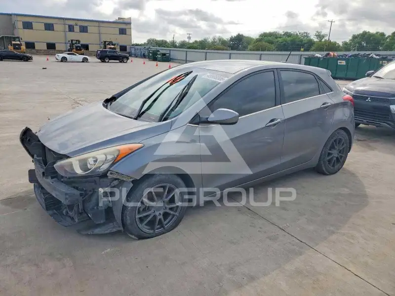 2016 Hyundai Elantra фото