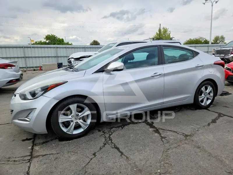 2016 Hyundai Elantra фото