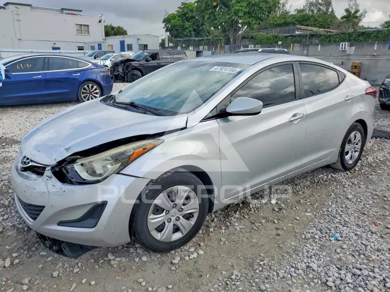 2016 Hyundai Elantra фото
