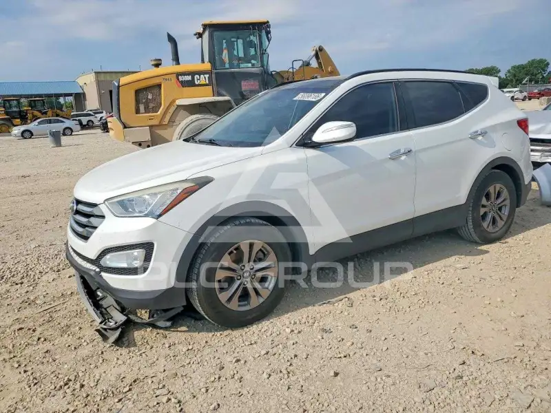 2016 Hyundai Santa Fe photo
