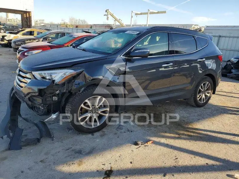 2016 Hyundai Santa Fe photo