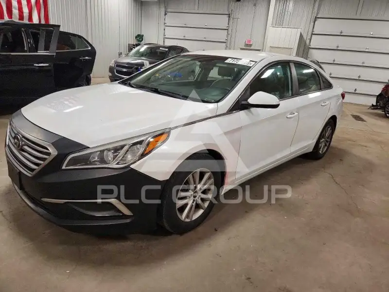2016 Hyundai Sonata photo