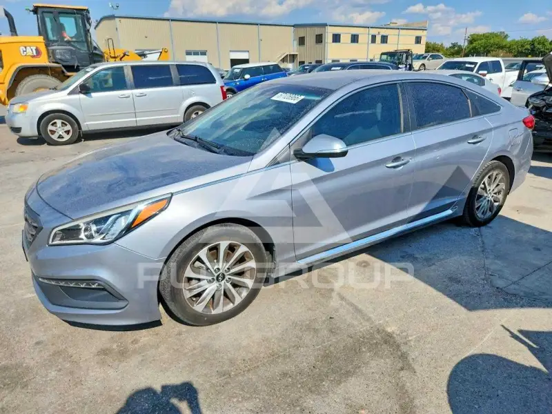 2016 Hyundai Sonata photo