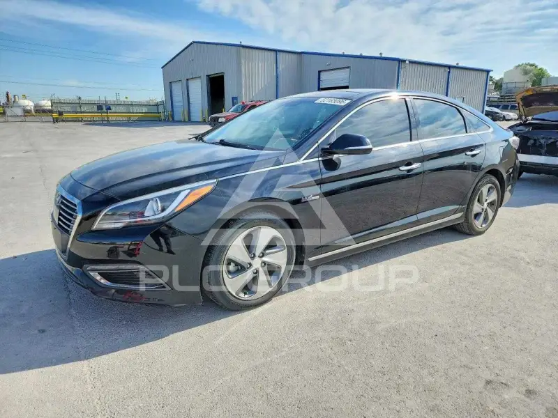 2016 Hyundai Sonata photo