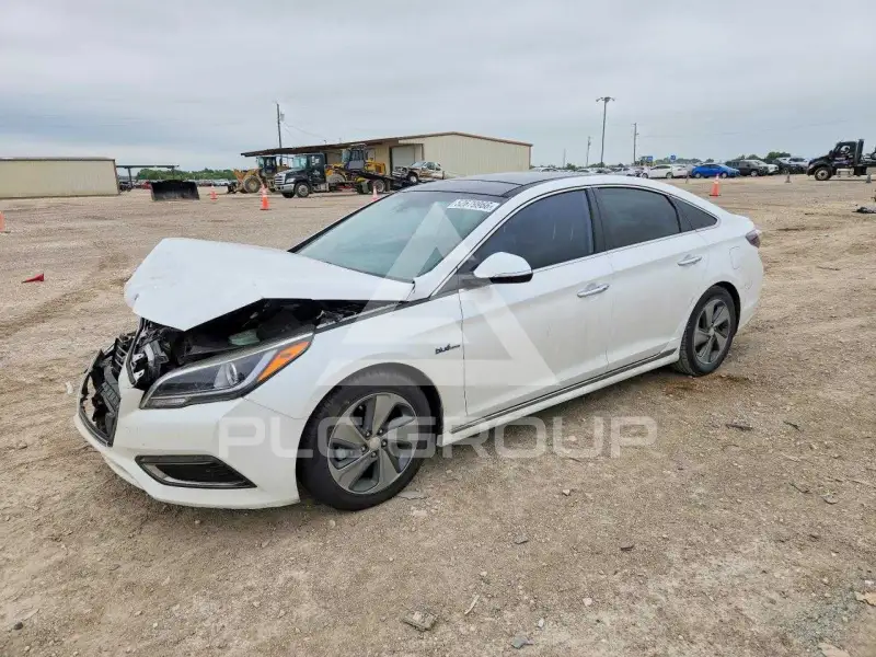 2016 Hyundai Sonata photo