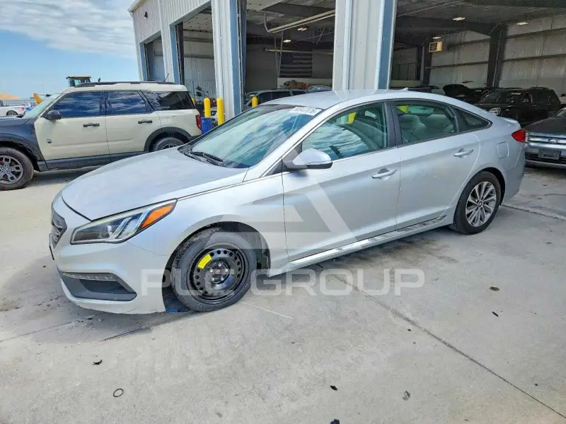 2016 Hyundai Sonata photo