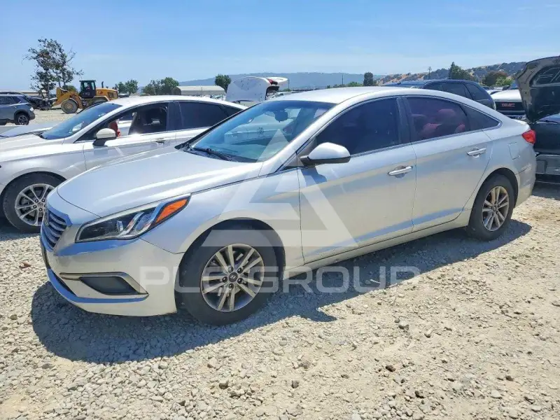 2016 Hyundai Sonata photo