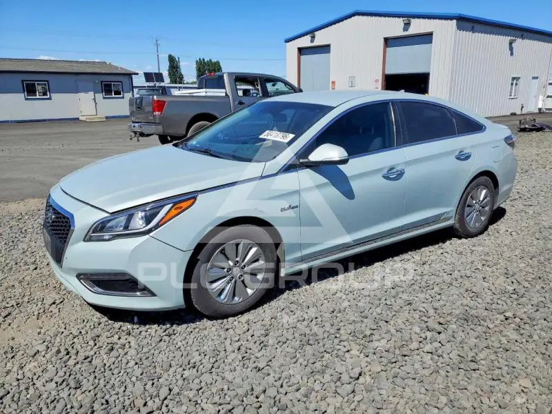2016 Hyundai Sonata photo