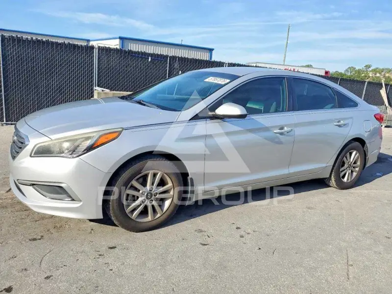 2016 Hyundai Sonata photo