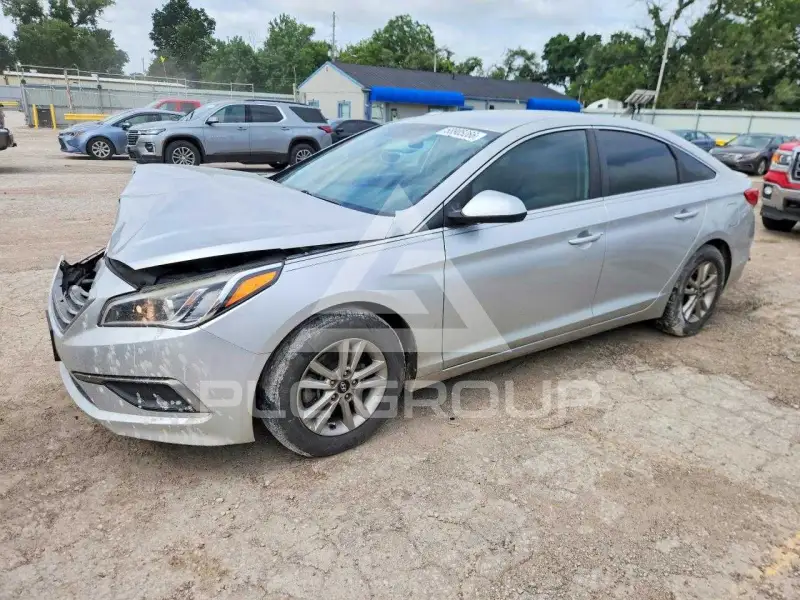 2016 Hyundai Sonata photo