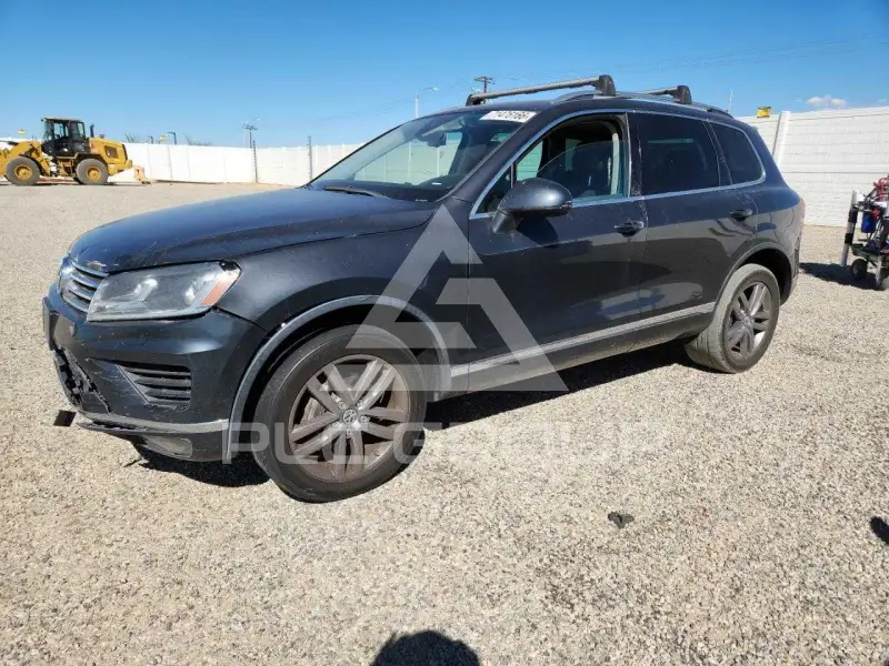 2016 Volkswagen Touareg фото