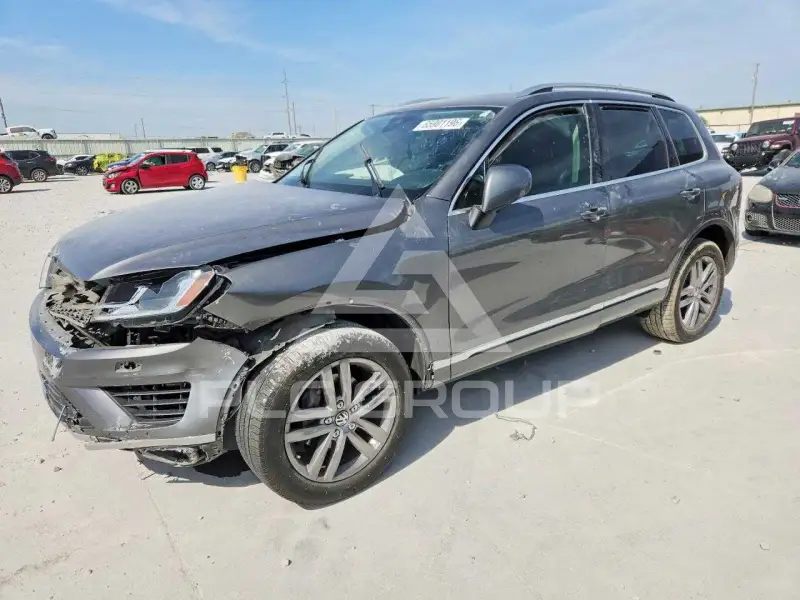 2016 Volkswagen Touareg фото