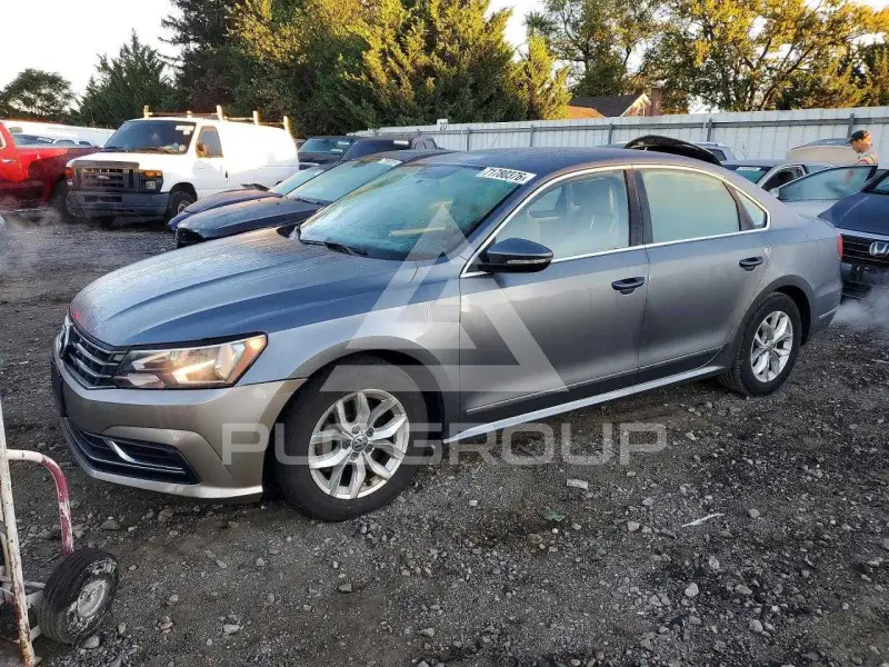 2016 Volkswagen Passat photo