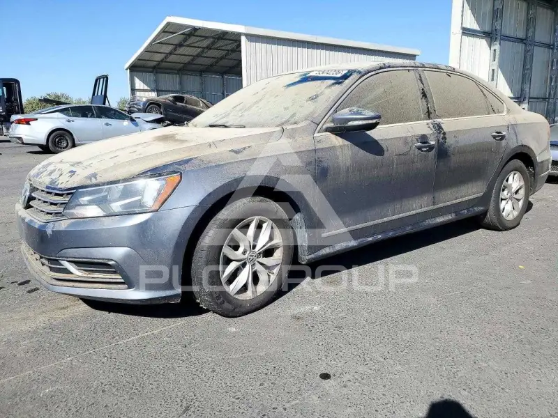 2016 Volkswagen Passat photo