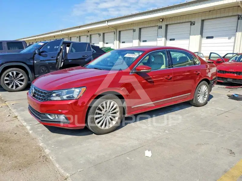 2016 Volkswagen Passat photo