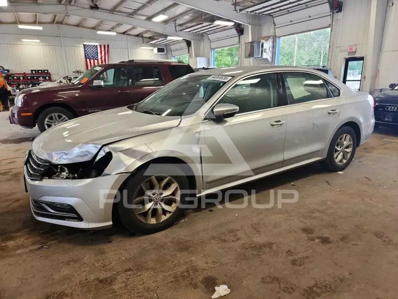 2016 Volkswagen Passat photo