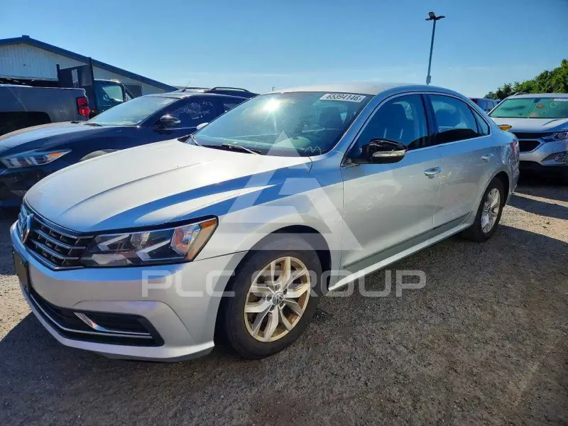 2016 Volkswagen Passat photo