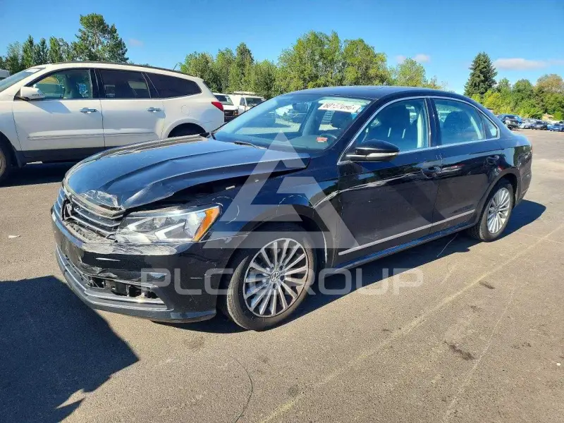 2016 Volkswagen Passat photo