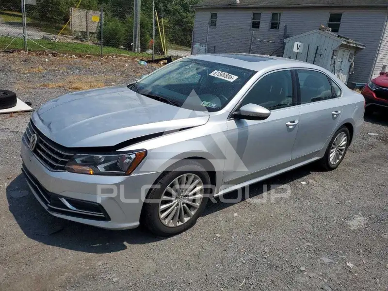 2016 Volkswagen Passat фото