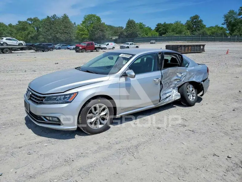 2016 Volkswagen Passat photo