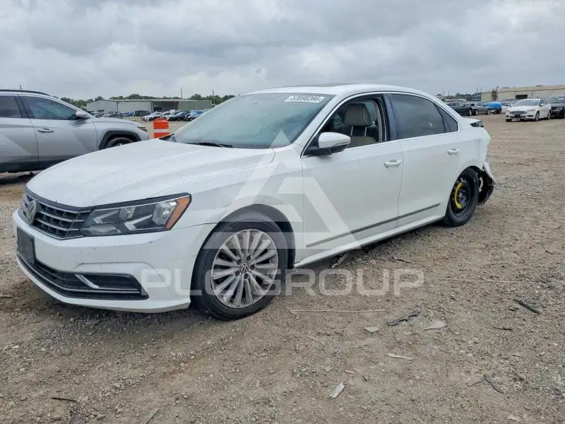 2016 Volkswagen Passat фото