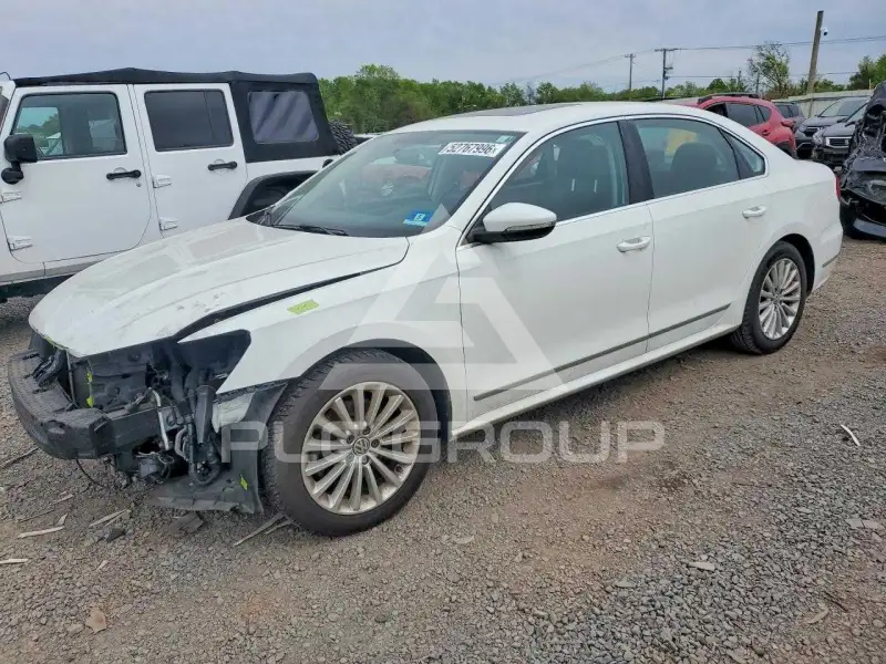 2016 Volkswagen Passat photo