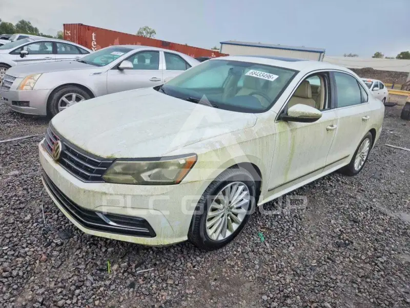 2016 Volkswagen Passat photo