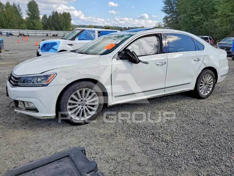 2016 Volkswagen Passat фото