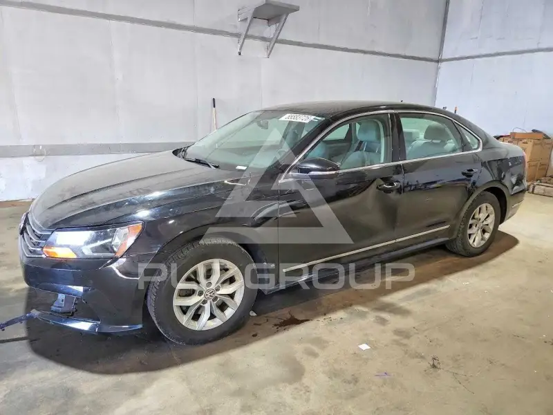 2016 Volkswagen Passat photo