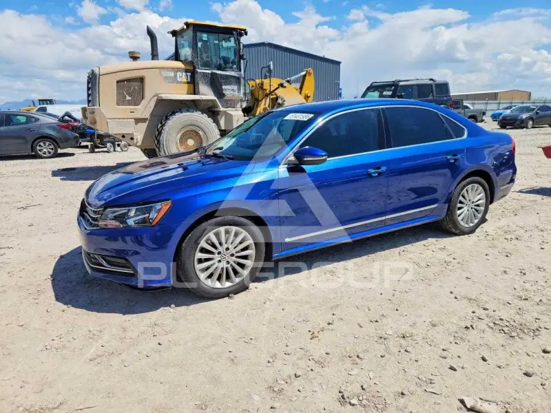 2016 Volkswagen Passat photo