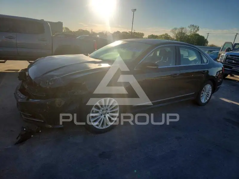 2016 Volkswagen Passat photo
