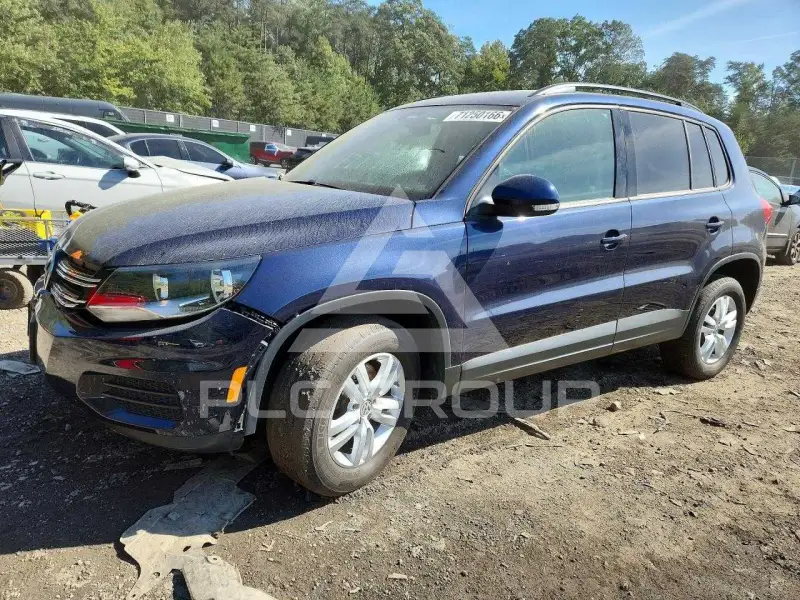 2016 Volkswagen Tiguan photo